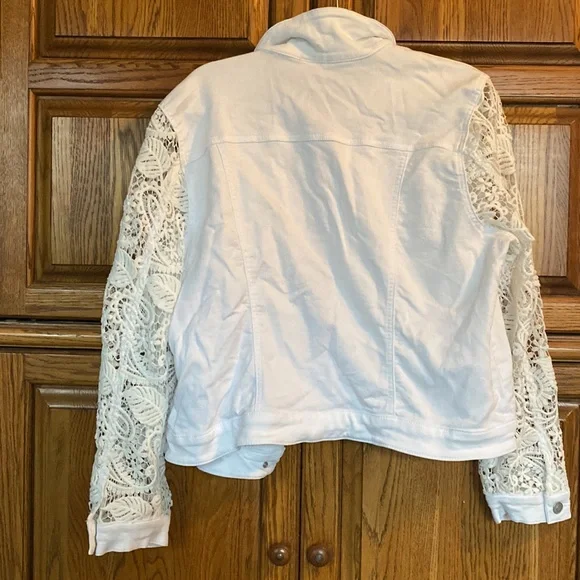 Tribal Jeans Crochet Sleeve Denim Jacket - Picture 2 of 2